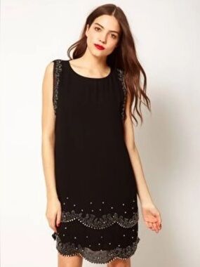 Embellished Black Sleeveless Scalloped Hem Flapper Dress - Maree Style